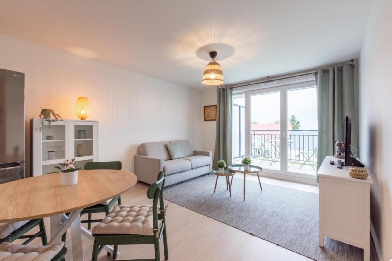 Le Panorama By Plaza Apartment Chalifert Exterior foto