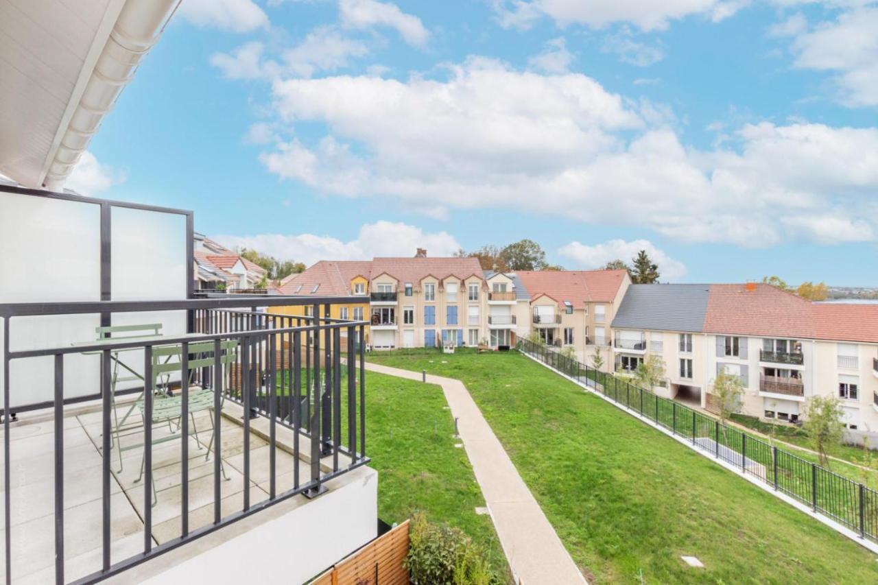 Le Panorama By Plaza Apartment Chalifert Exterior foto