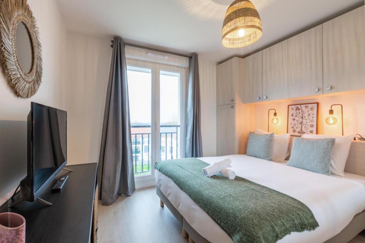 Le Panorama By Plaza Apartment Chalifert Exterior foto